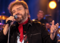 ATTİLA ATASOY 53 YILLIK SAHNE KARİYERİNE VEDA ETTİ